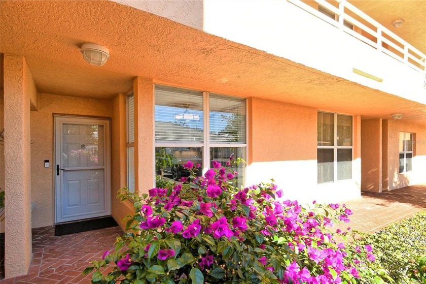 This stunning condo won't last long! Discover modern luxury in - Beach Condo for sale in Bradenton, Florida on Beachhouse.com