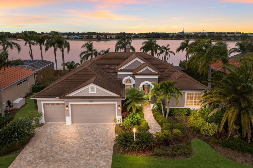 This beautifully upgraded custom-built Lee Wetherington home - Beach Home for sale in Lakewood Ranch, Florida on Beachhouse.com