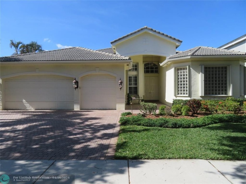 Immaculate 5 bedroom 3 bathroom family home in the gorgeous - Beach Home for sale in Miramar, Florida on Beachhouse.com