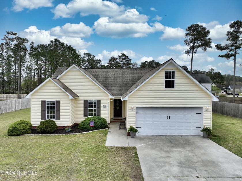 If you're looking for an updated, move-in ready home, come see - Beach Home for sale in Havelock, North Carolina on Beachhouse.com