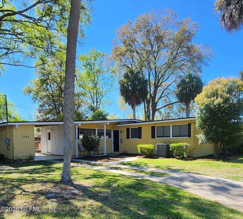 $$PRICE IMPROVEMENT$$ Mid-century modern charm meets everyday - Beach Home for sale in Jacksonville, Florida on Beachhouse.com