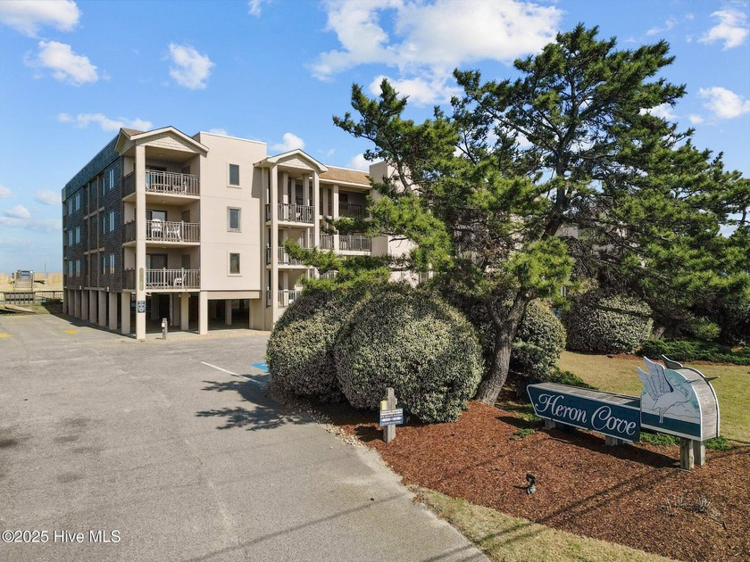 This luxury oceanfront condo at Heron Cove offers the perfect - Beach Condo for sale in Nags Head, North Carolina on Beachhouse.com