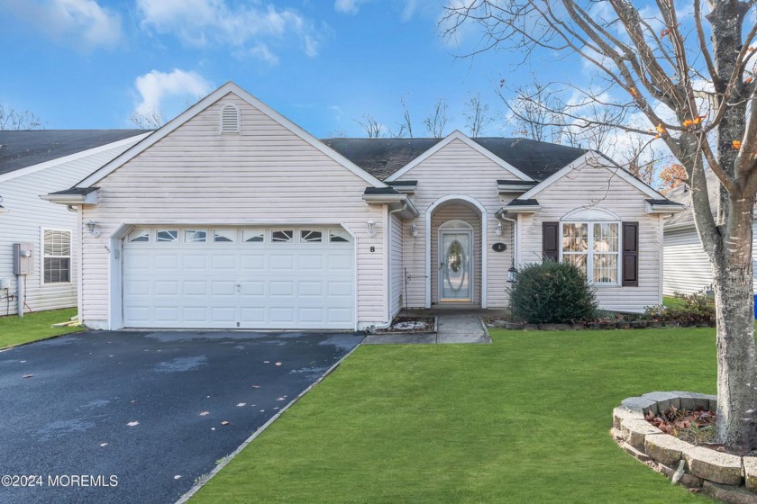 Welcome to this charming 2-bedroom, 2-bathroom home in a - Beach Home for sale in Union Beach, New Jersey on Beachhouse.com