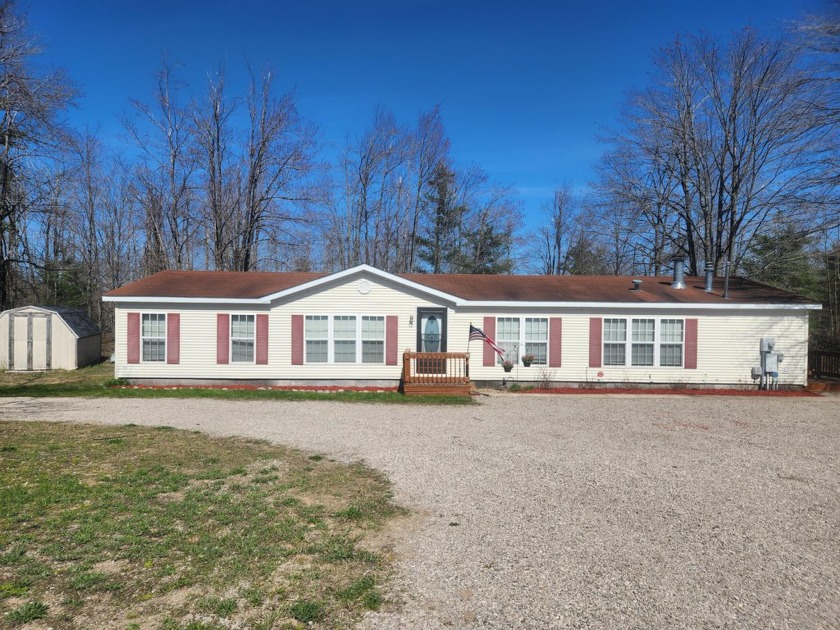 Neat & clean 3-BD, 2-BA ranch on nearly 3 acres of nicely wooded - Beach Home for sale in Alanson, Michigan on Beachhouse.com