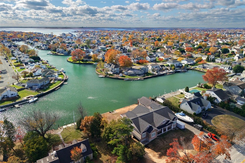 Biltmore Shores | Waterfront New Construction Opportunity | - Beach Home for sale in Massapequa, New York on Beachhouse.com