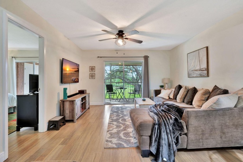 Discover the ultimate Florida lifestyle in this beautiful - Beach Condo for sale in Jupiter, Florida on Beachhouse.com