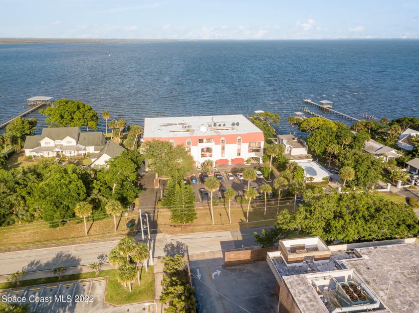 Beautifully Maintained Top Floor Condo on the Indian River - Beach Condo for sale in Titusville, Florida on Beachhouse.com