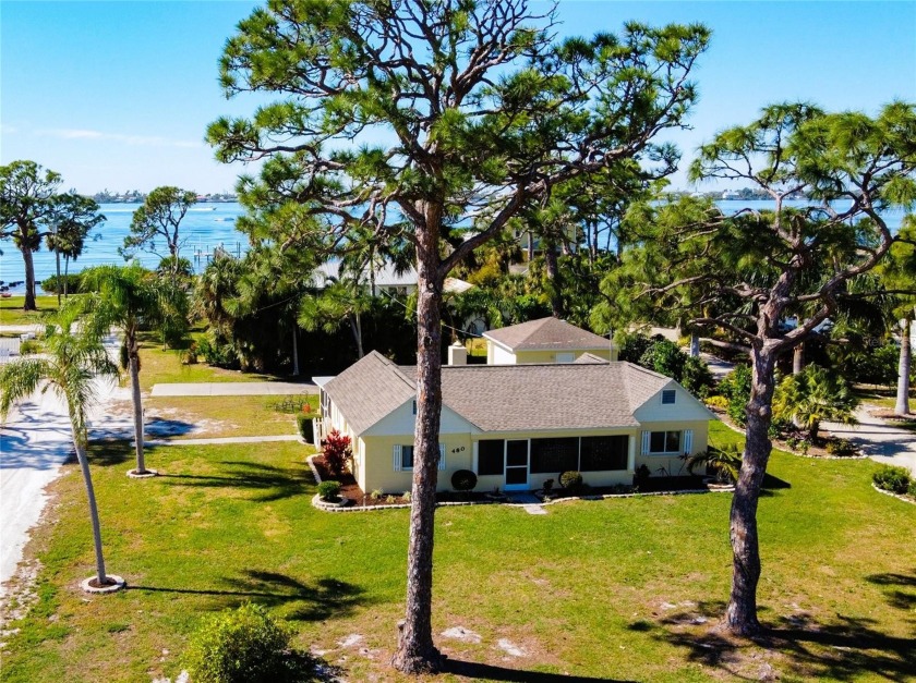 Very Motivated Seller major price reduction! This - Beach Home for sale in Englewood, Florida on Beachhouse.com