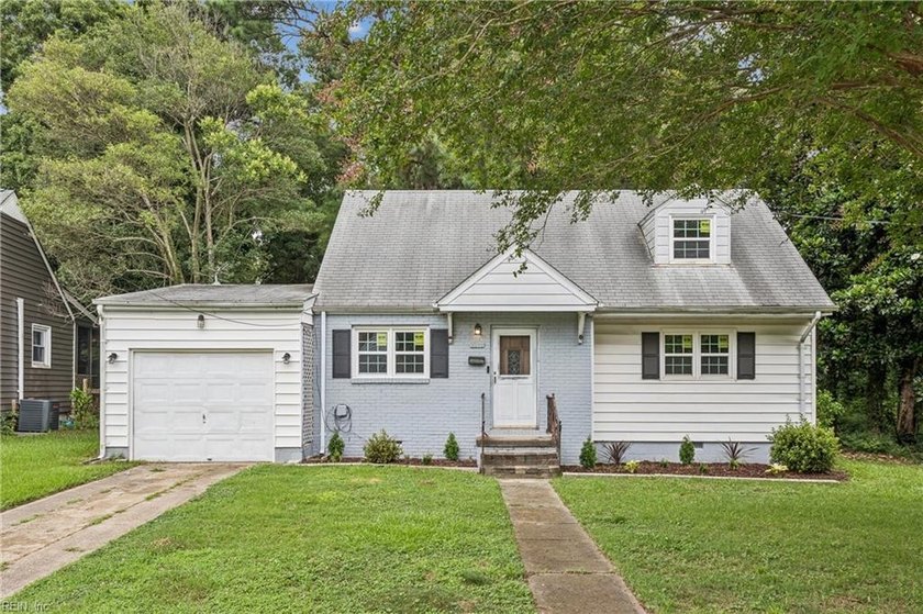 Welcome to your beautifully renovated home! With updated - Beach Home for sale in Norfolk, Virginia on Beachhouse.com