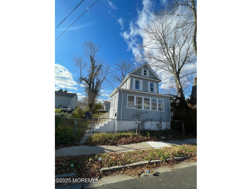 WOW !!! MOVE IN READY !!! Completely Renovated 2 Bedroom Home in - Beach Home for sale in Neptune, New Jersey on Beachhouse.com