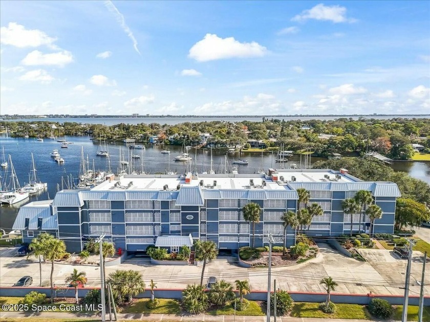 Welcome to this charming 3-bed, 2-bath waterfront condominium in - Beach Condo for sale in Melbourne, Florida on Beachhouse.com