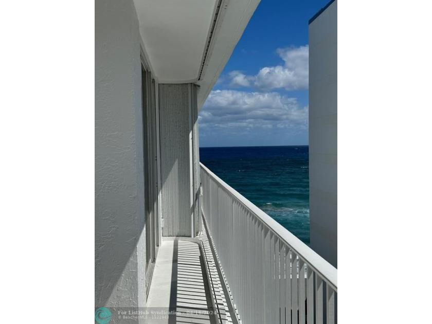 With beautiful views of the ocean and scenic sunsets along the - Beach Condo for sale in South Palm Beach, Florida on Beachhouse.com