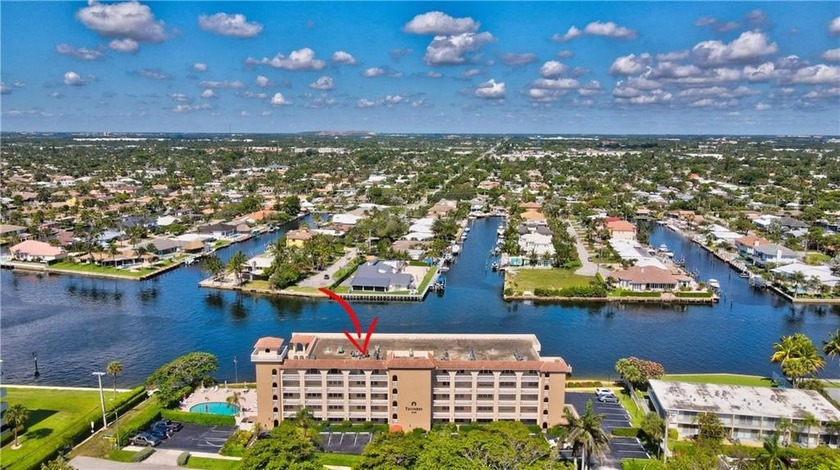FABULOUS UPDATED 2 BEDROOM 2 BATH CONDO DIRECTLY ON THE - Beach Condo for sale in Deerfield Beach, Florida on Beachhouse.com
