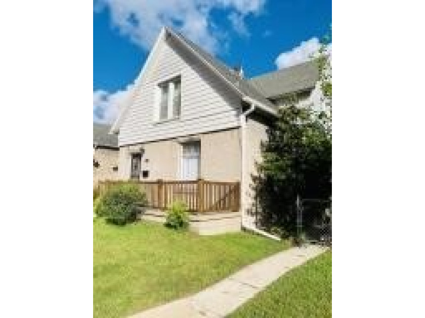 In the heart of revitalized Michigan City this Victorian 2 story - Beach Home for sale in Michigan City, Indiana on Beachhouse.com