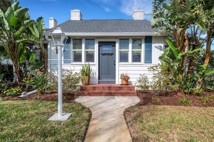 Immerse yourself in the Florida lifestyle at this charming - Beach Home for sale in Clearwater, Florida on Beachhouse.com