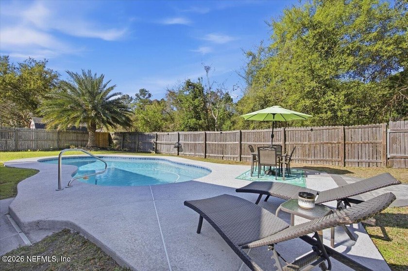 Welcome home! You will not want to miss this fabulous 4 bedroom - Beach Home for sale in Fleming Island, Florida on Beachhouse.com