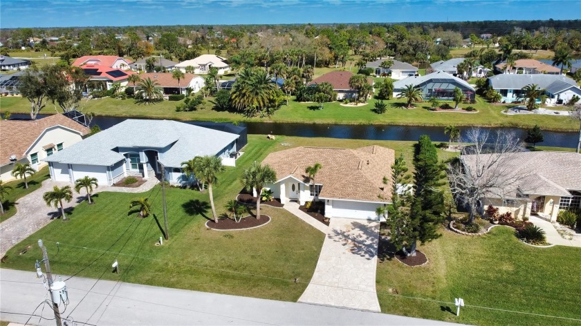 PRICE REDUCED....SELLER MOTIVATED......THIS IS THE HOME YOU HAVE - Beach Home for sale in Rotonda West, Florida on Beachhouse.com