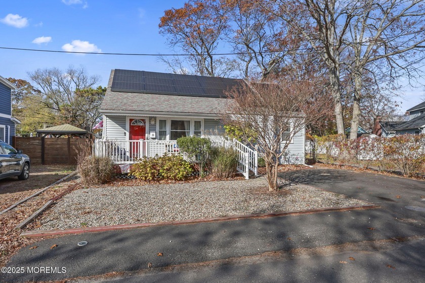 Welcome to 13 Holly Rd! This 3-bedroom, 1.5-bath home is ideal - Beach Home for sale in Brick, New Jersey on Beachhouse.com