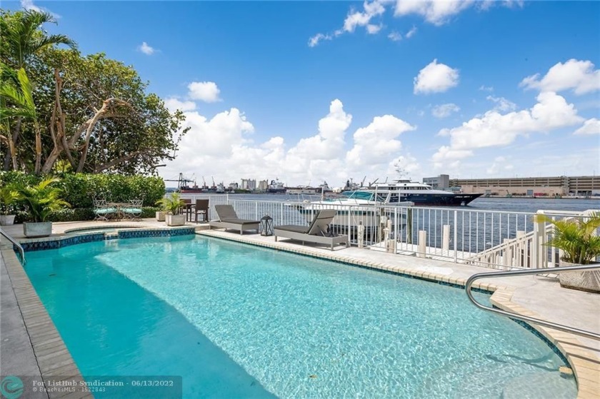 DIRECT INTRACOASTAL POOL HOME,30 DOCK WITH BOAT LIFT AND 75 FT - Beach Home for sale in Fort Lauderdale, Florida on Beachhouse.com