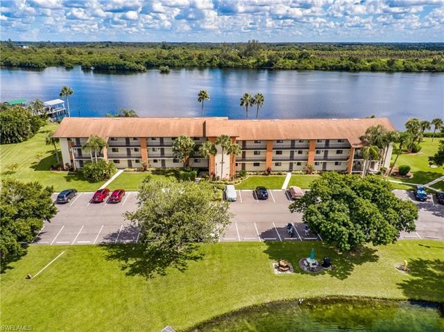 Whether you are looking for a waterfront piece of paradise to - Beach Condo for sale in North Fort Myers, Florida on Beachhouse.com