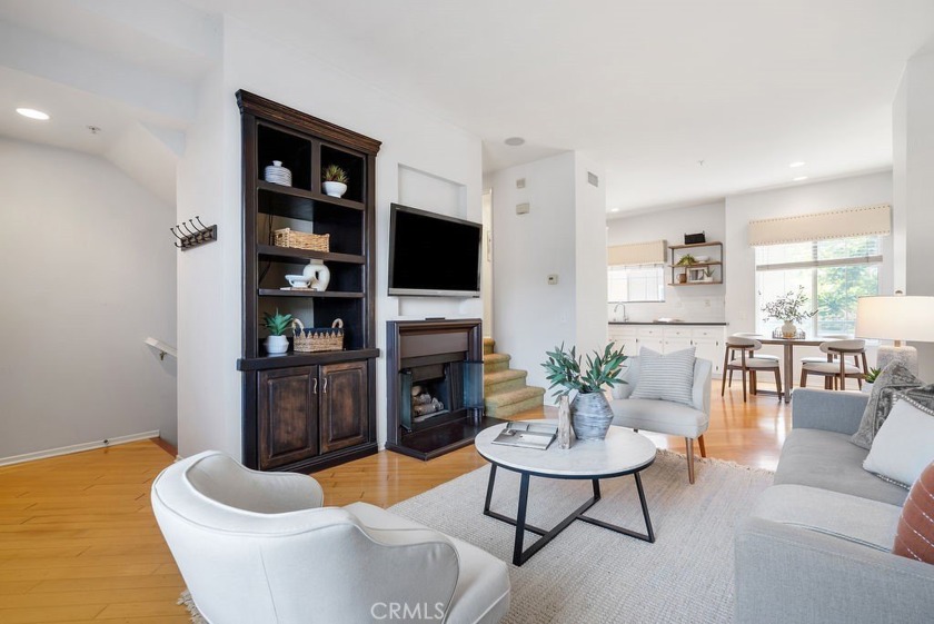 Welcome to Vantage, a guard-gated community offering the perfect - Beach Condo for sale in Santa Ana, California on Beachhouse.com