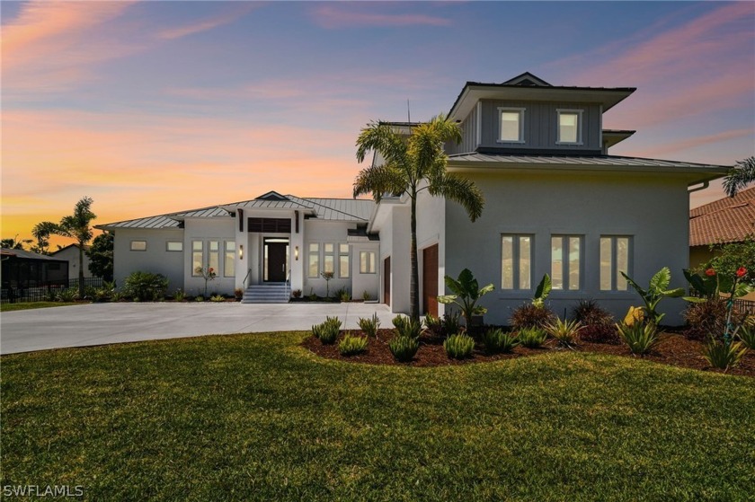 Welcome to luxury living in the heart of North Ft. Myers, where - Beach Home for sale in North Fort Myers, Florida on Beachhouse.com
