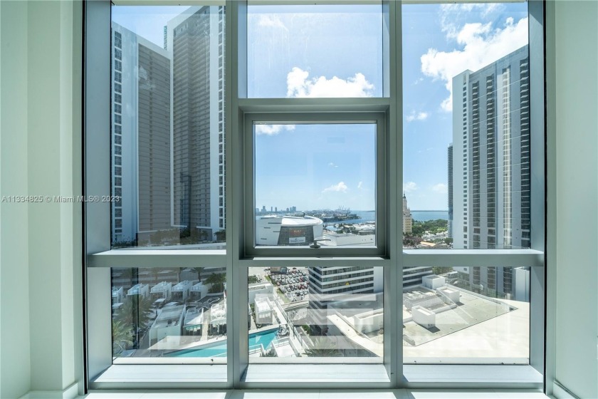 PRICED TO SELL!  Excellent opportunity for this SE-Corner 3 bed - Beach Condo for sale in Miami, Florida on Beachhouse.com