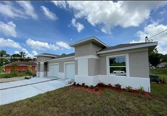 LOCATION! LOCATION! Elegant designed newer duplex for sale in - Beach Townhome/Townhouse for sale in Lehigh Acres, Florida on Beachhouse.com