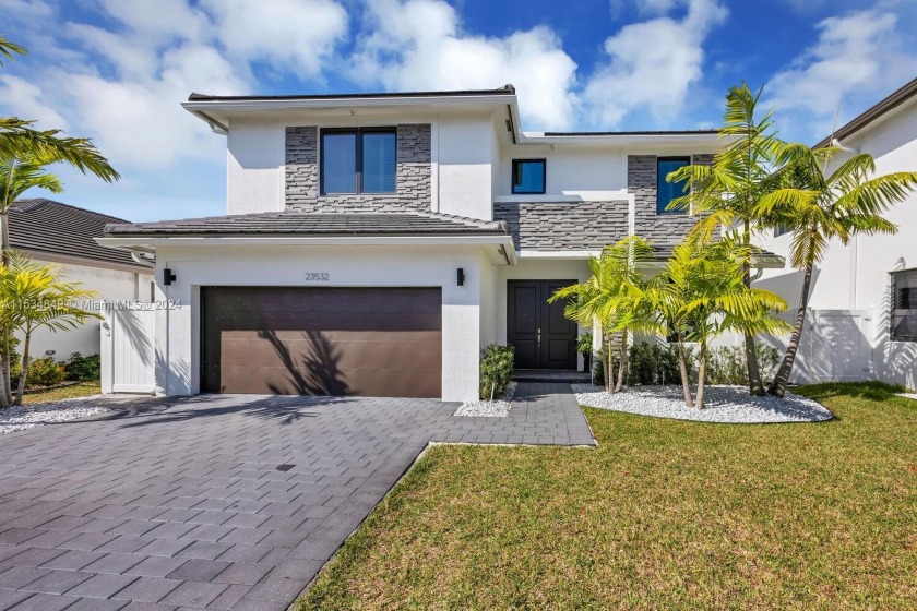 Welcome to your dream home at The Landings! Step inside this - Beach Home for sale in Homestead, Florida on Beachhouse.com