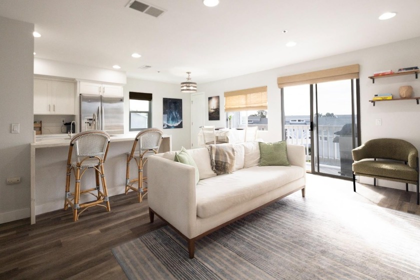 Welcome to coastal living at its finest. This rare upper-level - Beach Condo for sale in Encinitas, California on Beachhouse.com