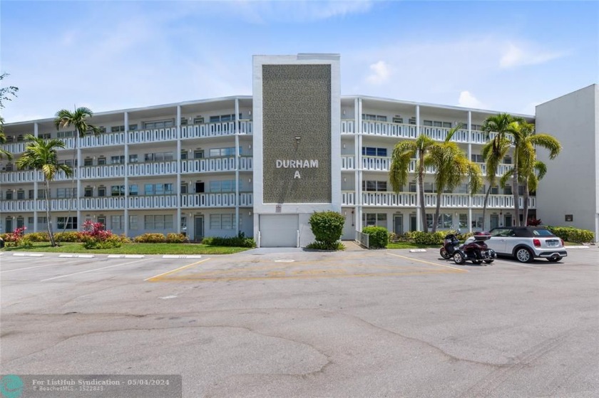 FANTASTIC LAKEVIEW - Ready to move in!! 1 bedroom, 1 bathroom - Beach Condo for sale in Deerfield Beach, Florida on Beachhouse.com