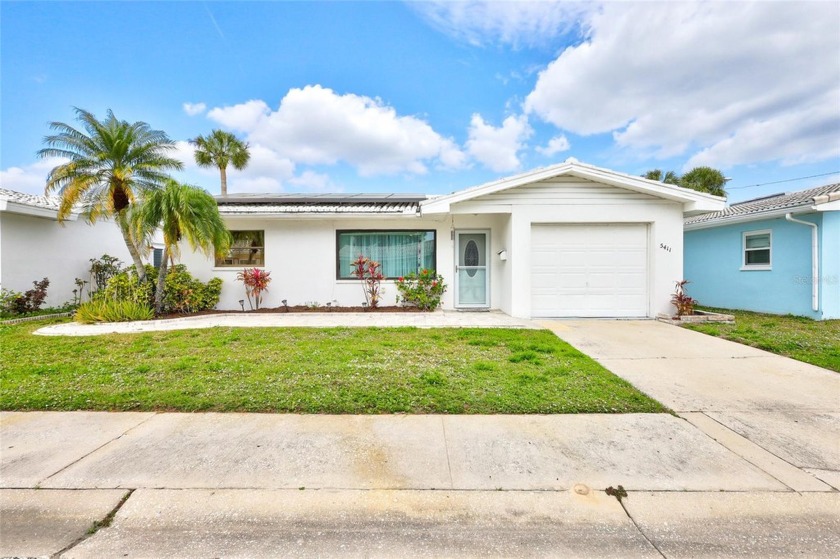Welcome to your new Florida home! This charming FULLY UPDATED - Beach Condo for sale in Pinellas Park, Florida on Beachhouse.com
