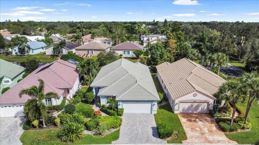 Welcome to this beautifully maintained 3-bedroom, 2-bathroom - Beach Home for sale in Greenacres, Florida on Beachhouse.com