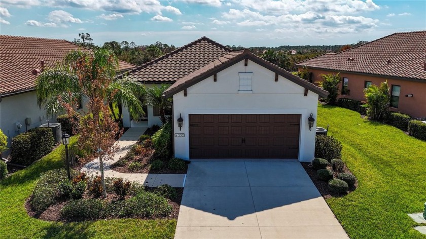 Welcome to 232 Carlino Drive, a stunning single-family home - Beach Home for sale in Nokomis, Florida on Beachhouse.com