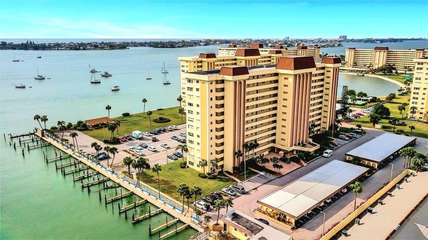 LIVE THE FLORIDA LIFESTYLE AT ITS FINEST!  Welcome to your *life - Beach Condo for sale in St. Petersburg, Florida on Beachhouse.com