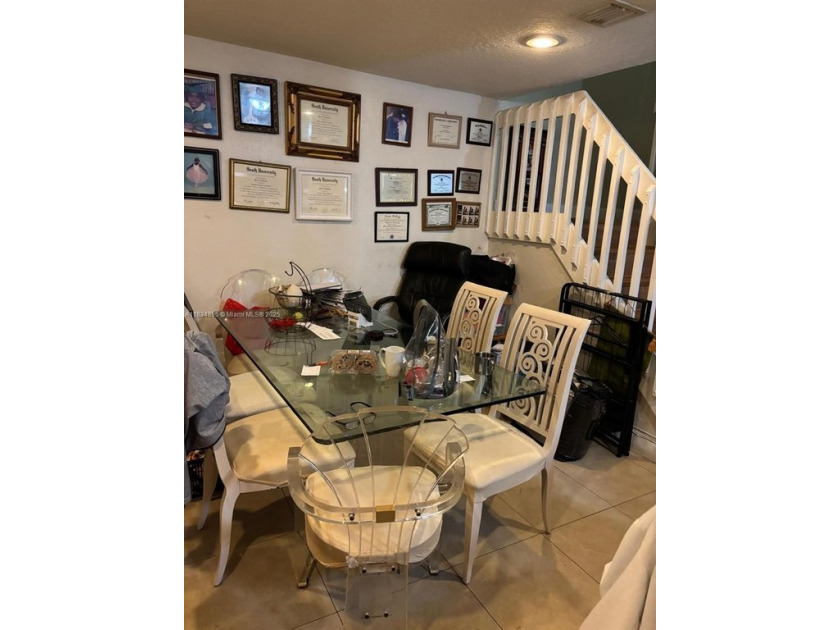 Spacious 3-bed, 2-bath townhome in a peaceful, well-maintained - Beach Townhome/Townhouse for sale in North Lauderdale, Florida on Beachhouse.com