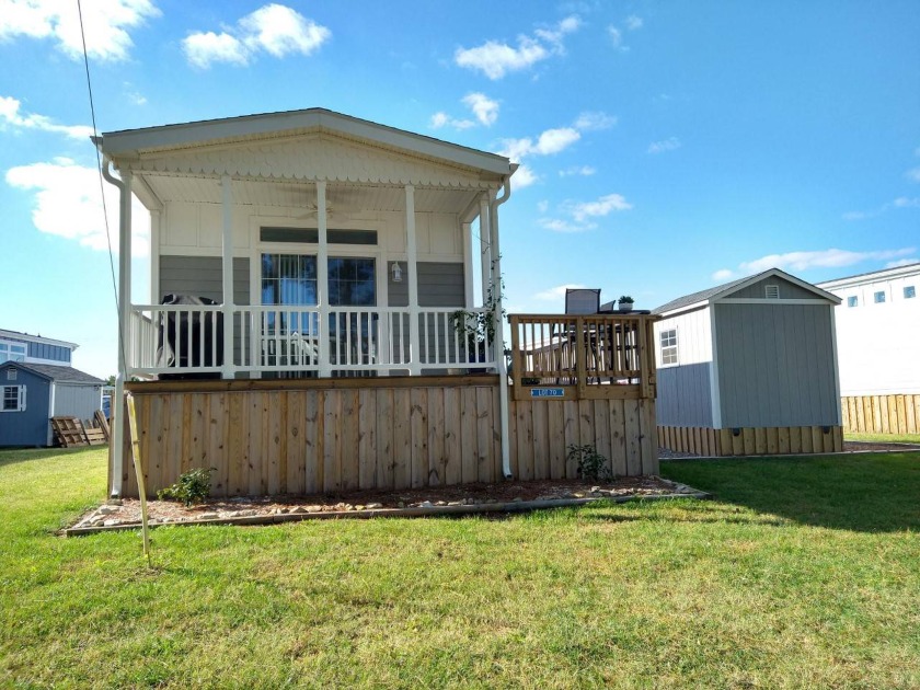 This home is only one year old and beautiful inside. The - Beach Home for sale in Poquoson, Virginia on Beachhouse.com