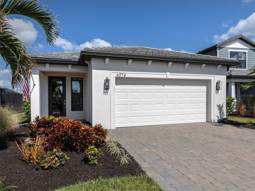 Experience luxury living in this beautiful Hallmark model 3 - Beach Home for sale in Nokomis, Florida on Beachhouse.com