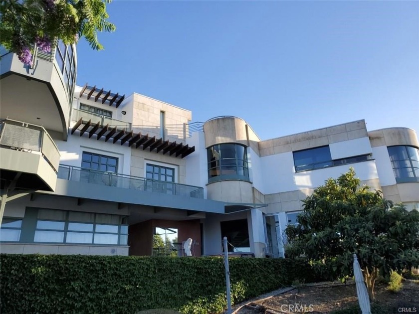 The Summit!  A stunning, one of a kind Architectural pinnacle - Beach Home for sale in Rancho Palos Verdes, California on Beachhouse.com