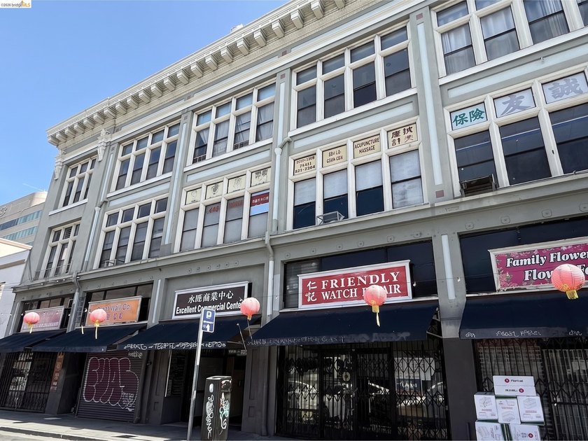 Rare opportunity to own two connected corner office condo units - Beach Condo for sale in Oakland, California on Beachhouse.com