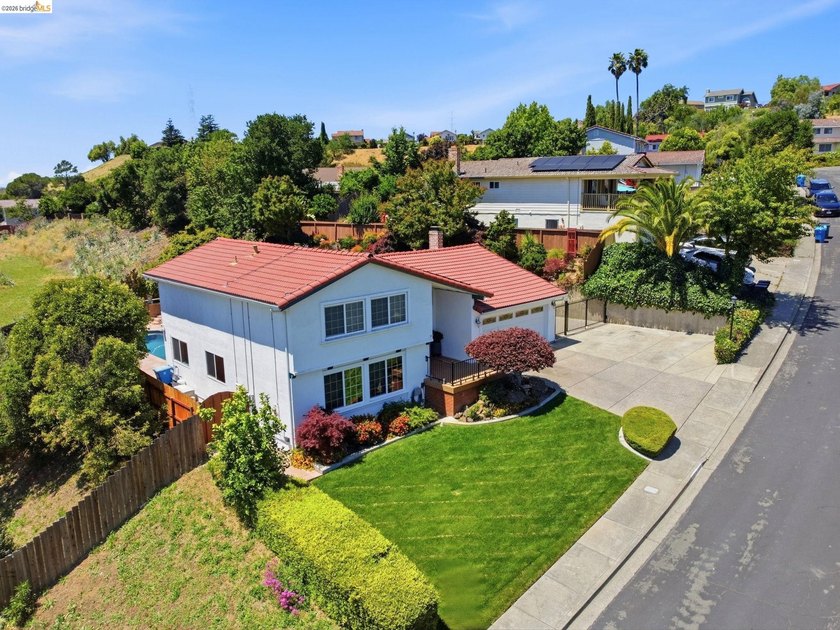 Rare Spacious Multi-Generational Dream Home with Pool,RV Parking - Beach Home for sale in Vallejo, California on Beachhouse.com