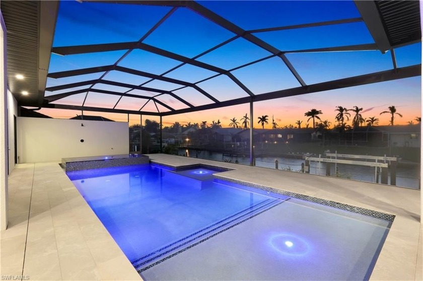 PRICED TO SELL!! Direct Access and Southern Exposure, allowing - Beach Home for sale in Cape Coral, Florida on Beachhouse.com