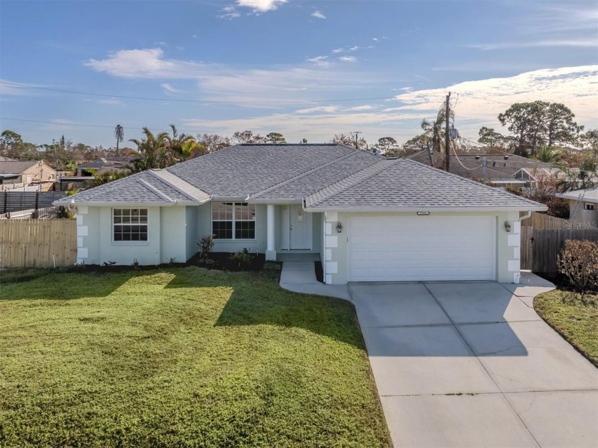 You will love this expertly maintained and updated beautiful - Beach Home for sale in Venice, Florida on Beachhouse.com