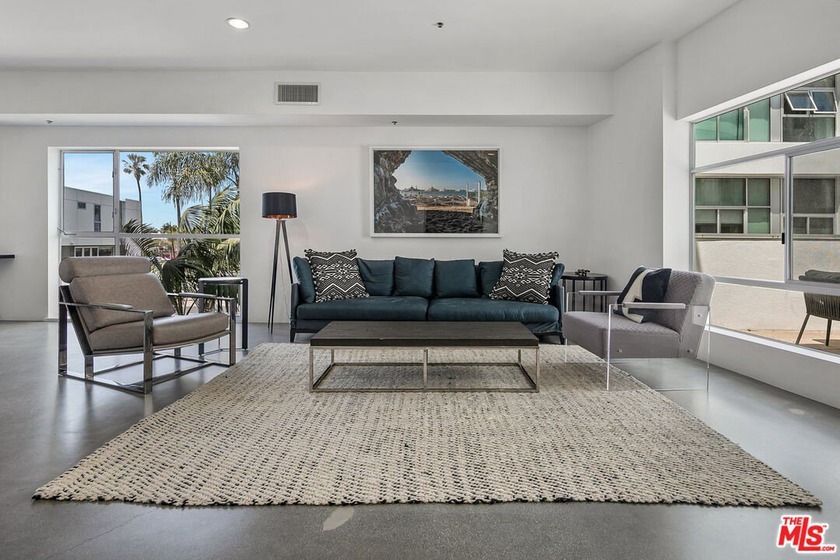 Opportunity to live in the nicest newer doorman building next to - Beach Condo for sale in Marina Del Rey, California on Beachhouse.com