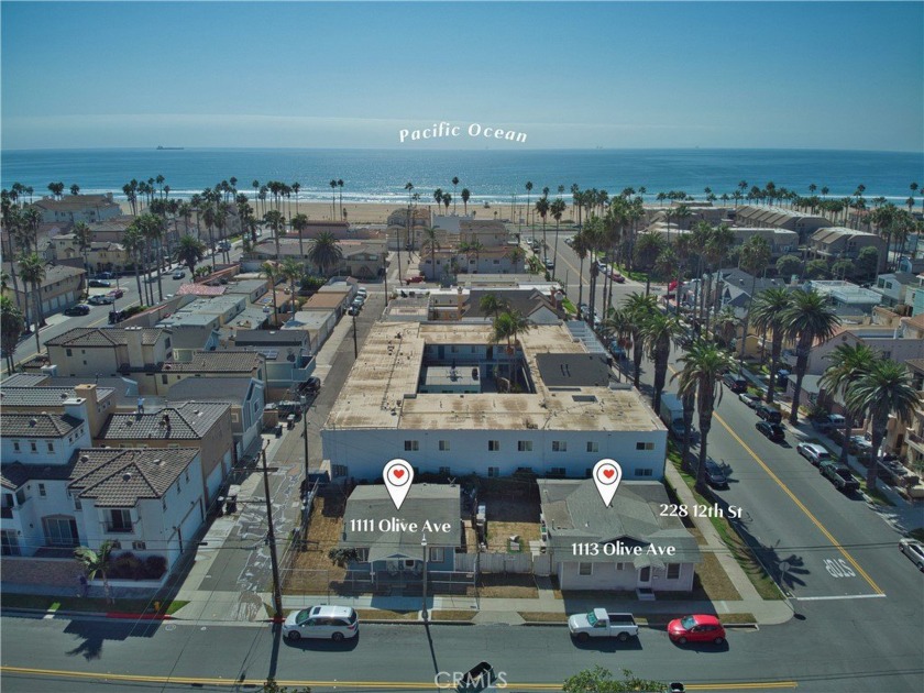 LOCATION LOCATION!!! PRIME BEACH-CLOSE LOCATION! 1111 OLIVE - Beach Townhome/Townhouse for sale in Huntington Beach, California on Beachhouse.com