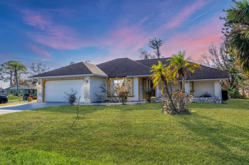 Under contract-accepting backup offers. HOME OF YOUR DREAMS! NOT - Beach Home for sale in Venice, Florida on Beachhouse.com