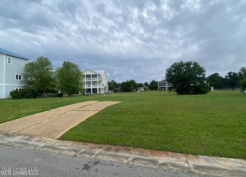 This beautiful cleared lot is ready to build on. This lot is - Beach Lot for sale in Pass Christian, Mississippi on Beachhouse.com