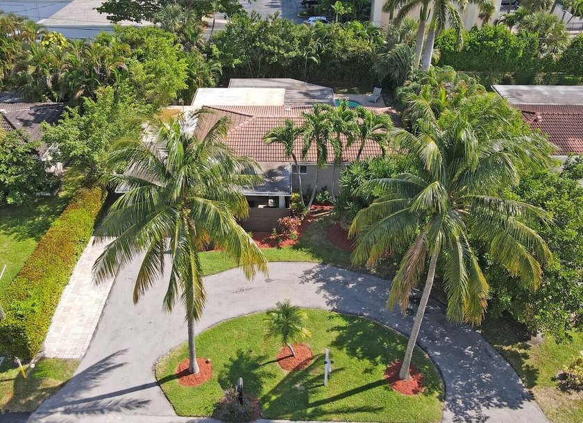 Discover coastal paradise in this beautifully maintained East - Beach Home for sale in Boca Raton, Florida on Beachhouse.com