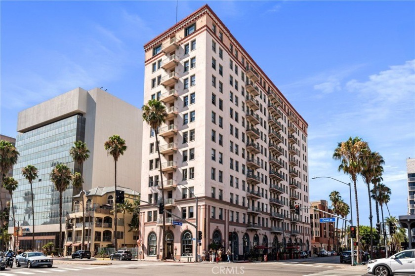 Updated corner unit located on the desirable 9th floor of the - Beach Condo for sale in Long Beach, California on Beachhouse.com