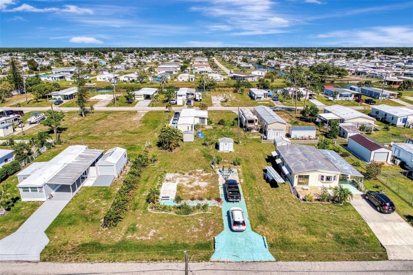 Looking for a lot to put your new mobile home on?  LISTED AT - Beach Lot for sale in Englewood, Florida on Beachhouse.com
